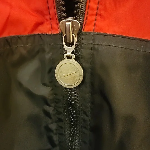 Vintage Nike windbreaker men's zip-up red size large - Picture 3 of 8